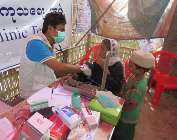 Myanmar : clinique mobile